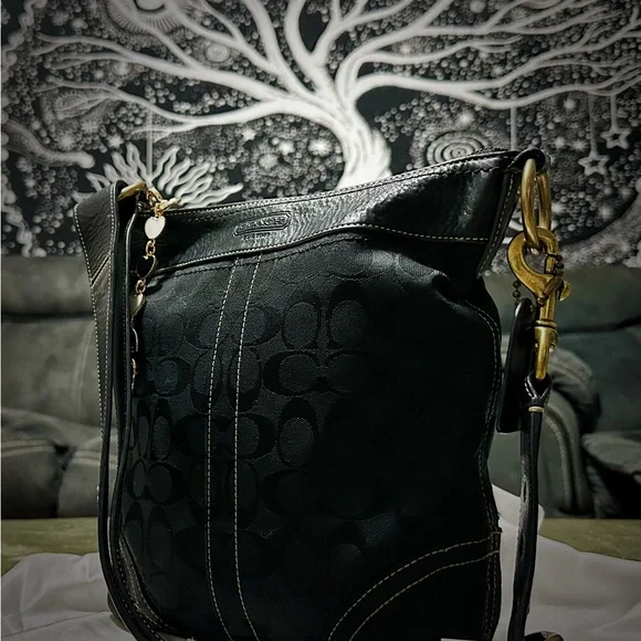 Vintage Y2K Coach Black and Gold Shoulder Bag crossbody purse 2006 - Picture 10 of 17